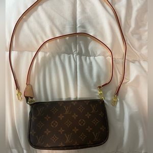 LV POCHETTE SHOULDER BAG